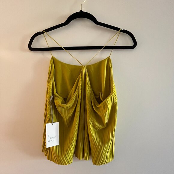 A New Day Chartreuse Pleated Tank Top - Picture 2 of 2